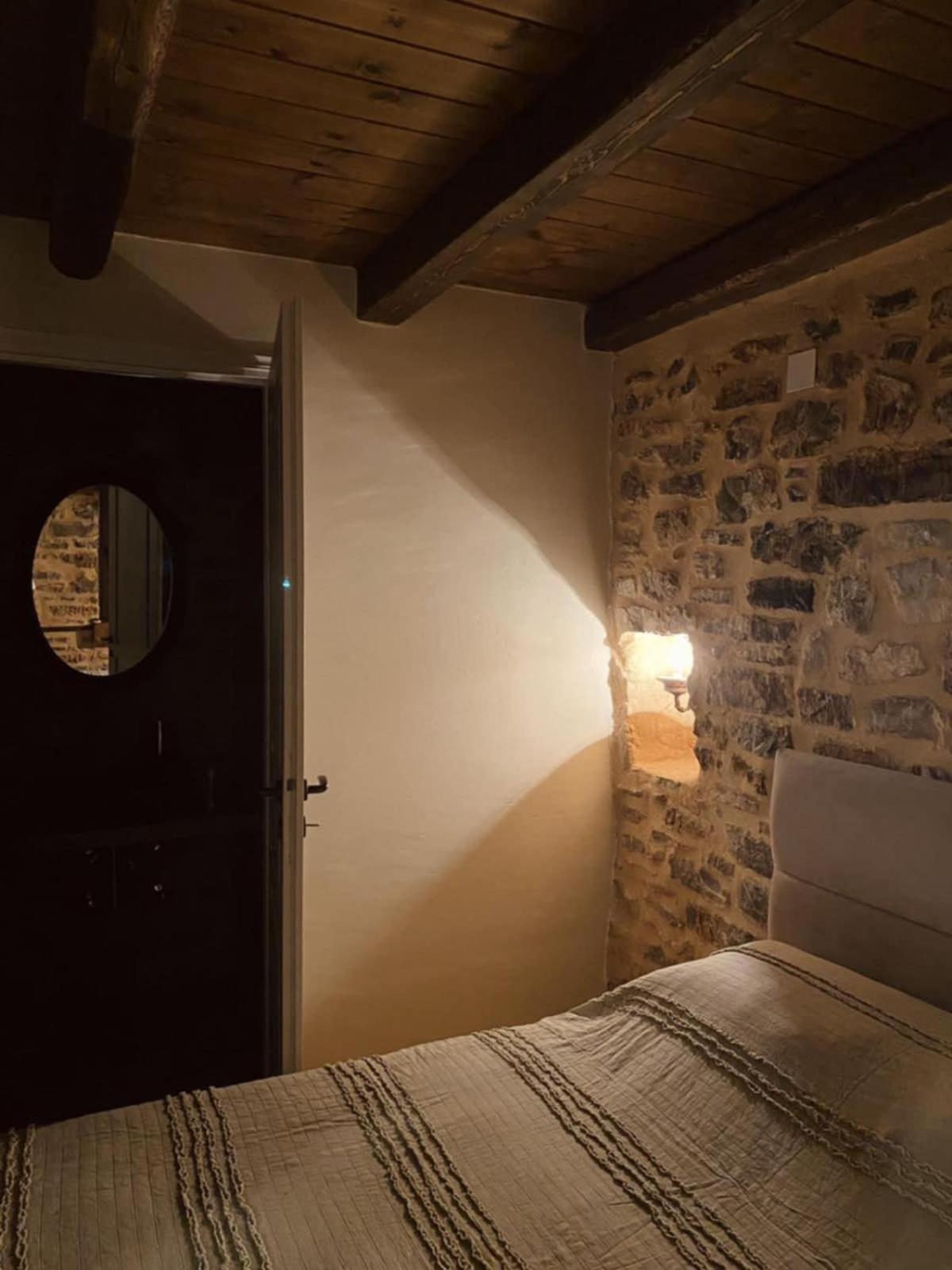 Guesthouse Amalia Kalesmenon Экстерьер фото