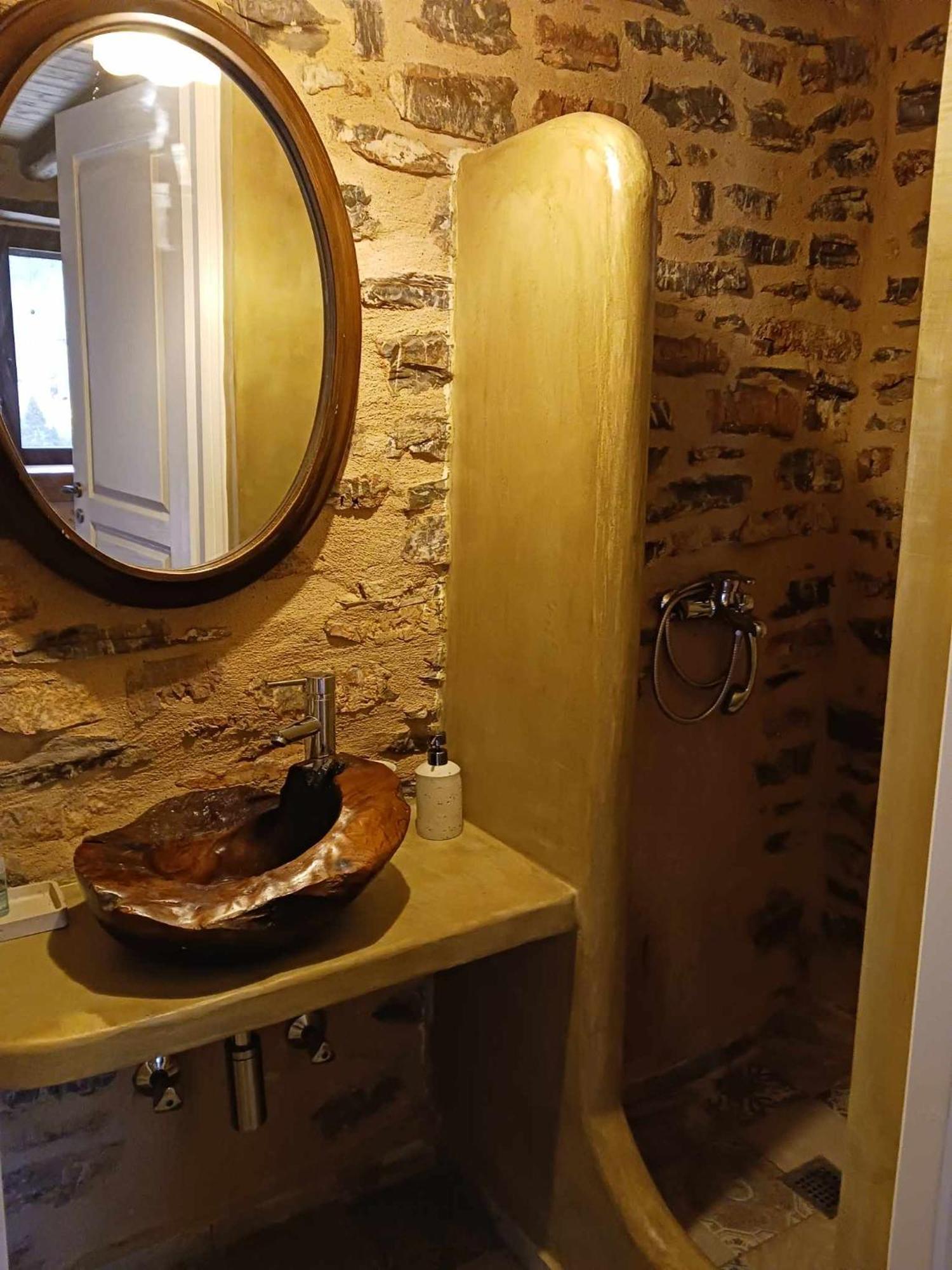 Guesthouse Amalia Kalesmenon Экстерьер фото