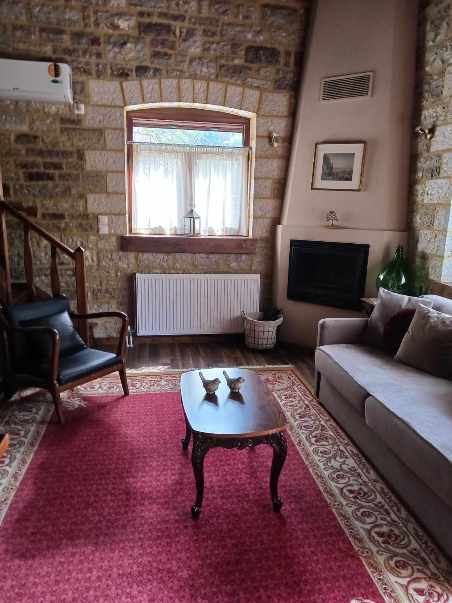 Guesthouse Amalia Kalesmenon Экстерьер фото