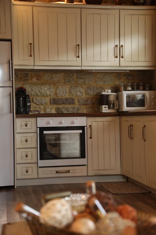 Guesthouse Amalia Kalesmenon Экстерьер фото