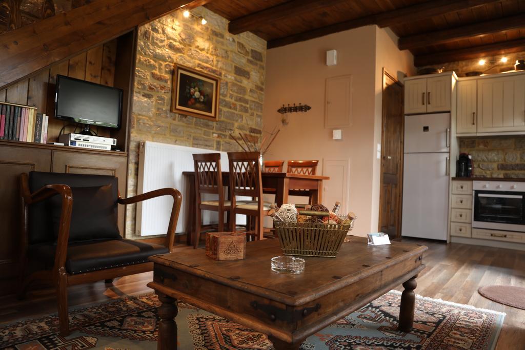 Guesthouse Amalia Kalesmenon Экстерьер фото
